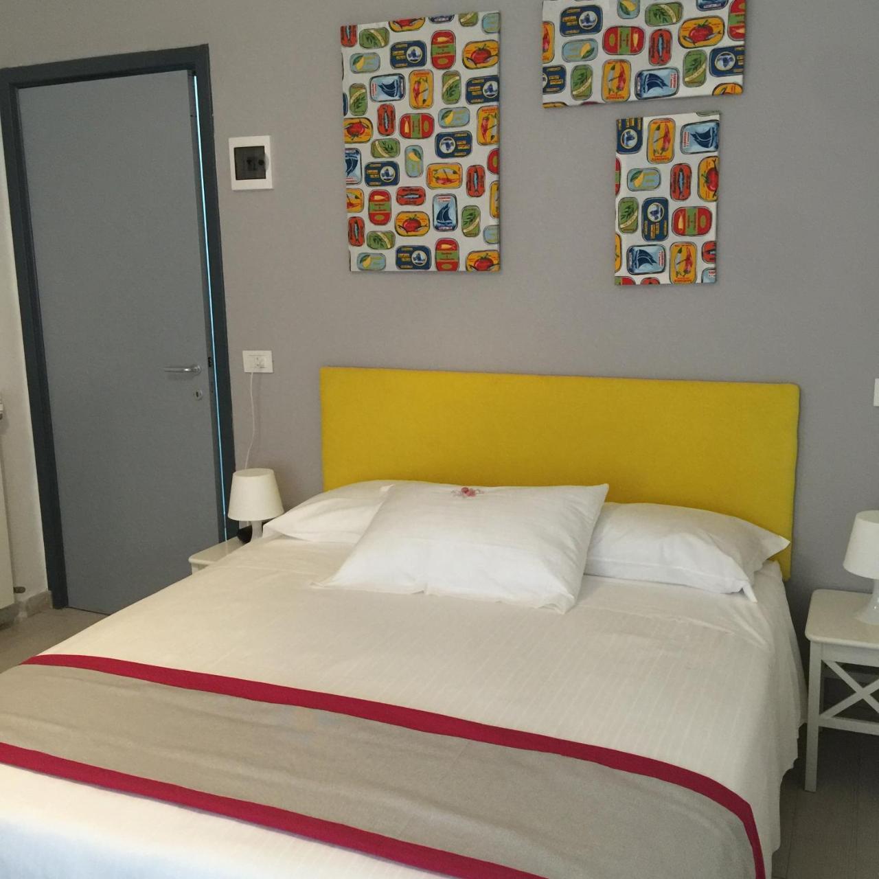 Hotel Spot วาราซเซ ภายนอก รูปภาพ
